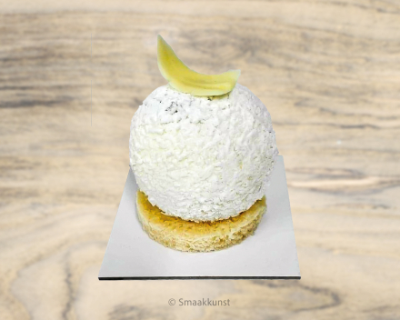 De piña colada als individueel gebak, uit het assortiment standaard taarten van Smaakkunst Roeselare