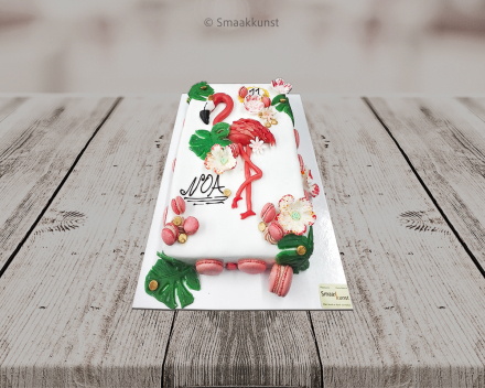 De flamingo_Hawaï als themagebak door patisserie en chocolaterie Smaakkunst te Roeselare