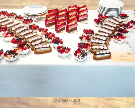 Smaakkunst te Roeselare verzorgt uw feest met een smaakvol en passend dessertbuffet